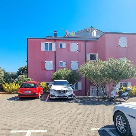 Lea Apartment Novigrad  Exterior photo